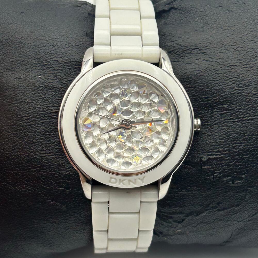 DKNY White Prism Crystallized Dial Women’s Watch Working New Battery